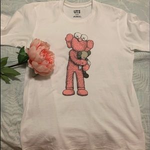 Kaws cute baby pink T-Shirt only wore it once